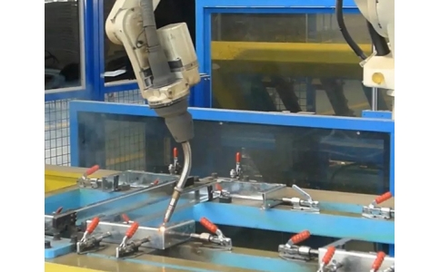 制冷设备焊接自动化工作站