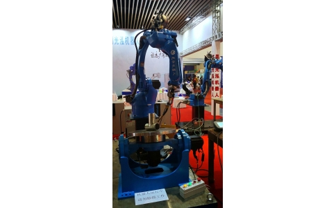 焊接机器人的高重复性只要给出参数将始终遵循指令